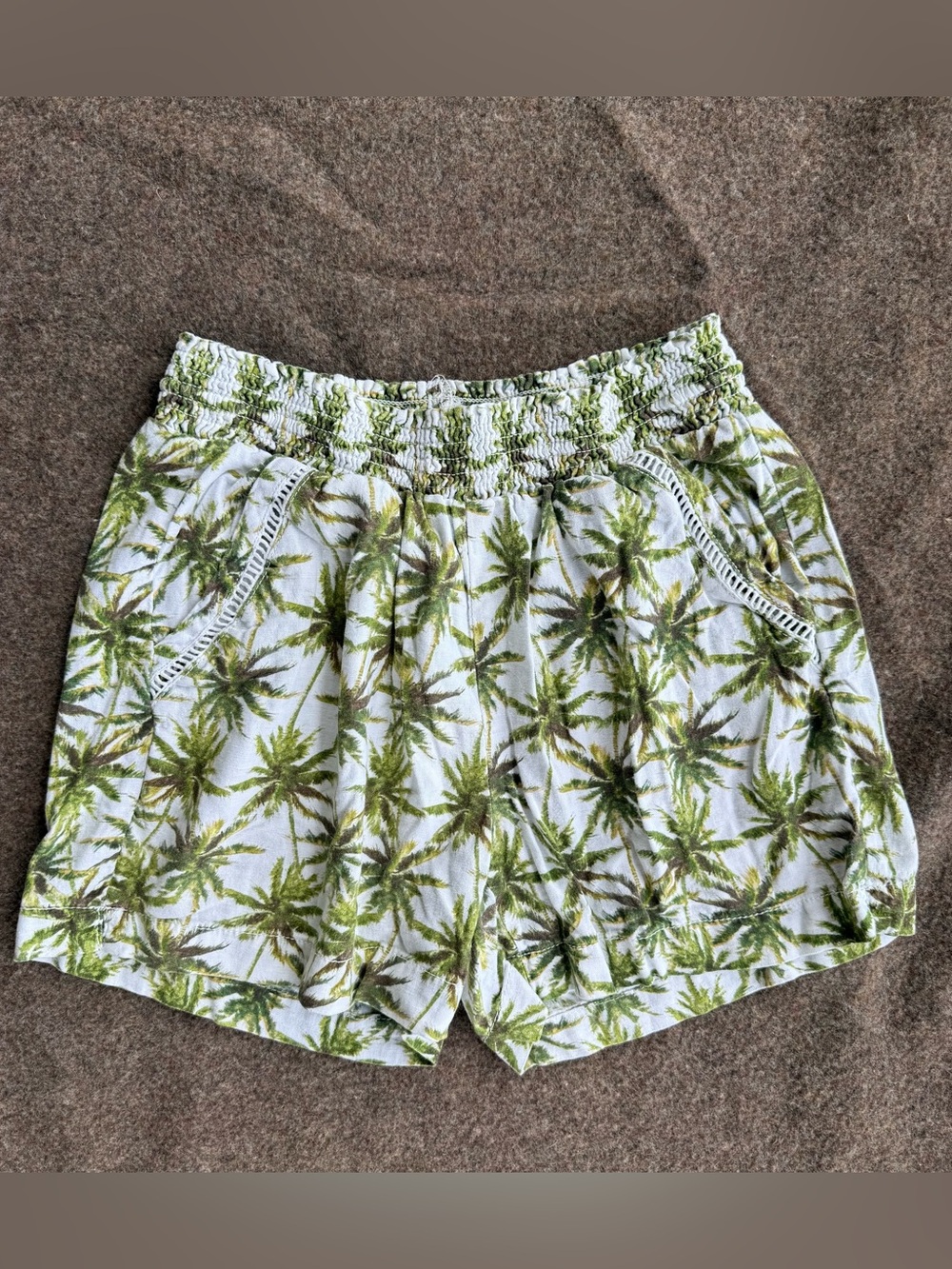 Briggs New York White Shorts with Green Palm Print